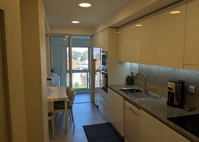 Em Monsanto - Apartment